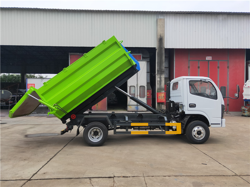 上藍(lán)牌勾臂式5噸污泥清運車