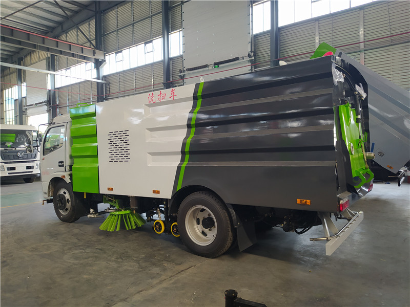 東風大多利卡洗掃車